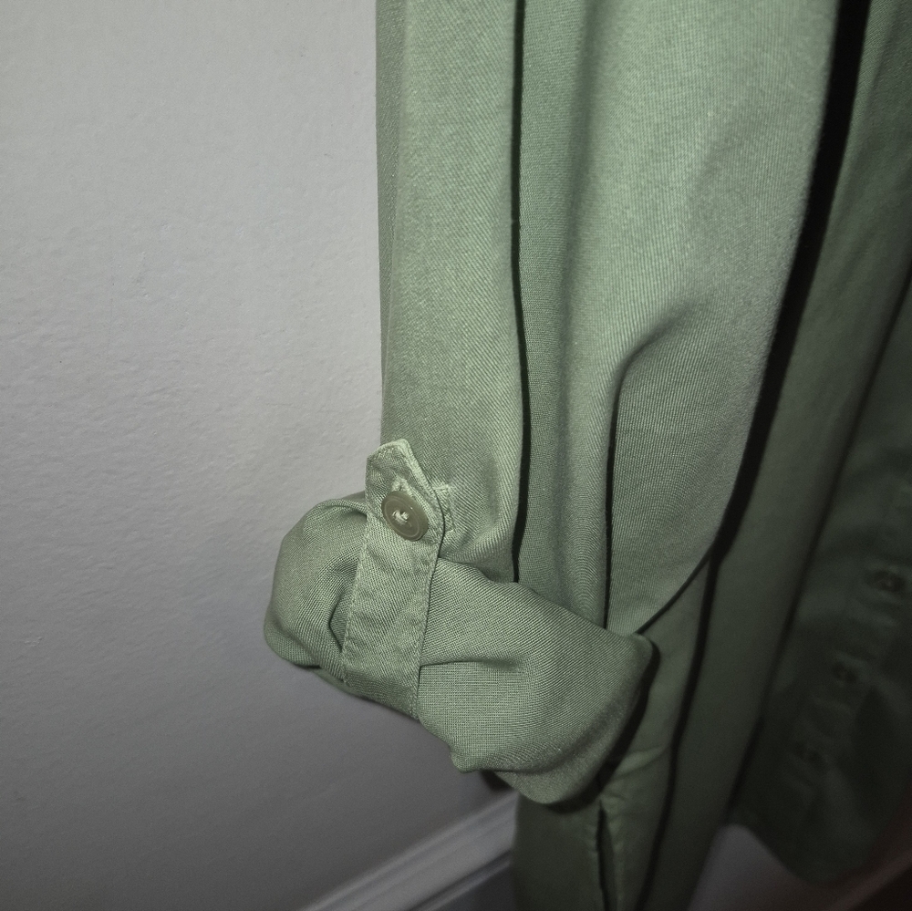 CROWN & IVY 100% LYOCELL Button-Up Shirt - Picture 5 of 10